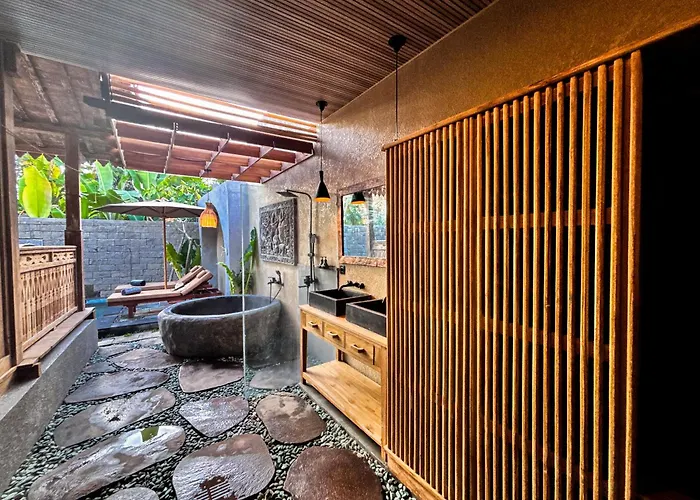 Pradnya Villa By Prasi
